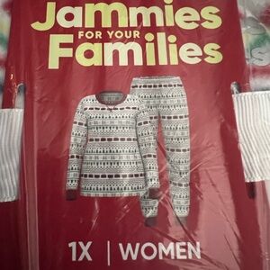 Christmas Jammies women’s size 1x, 
2 piece set